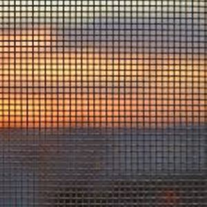 Juodosios vielos tinklelis|Audinio nerūdijančio plieno medžiaga